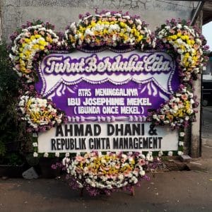 Toko Bunga Di Tangerang Selatan DANIAH Florist 081398121320