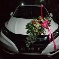 jasa-dekorasi-mobil-pengantin-di-pesantren-kediri