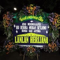 toko karangan bunga duka cita di pesantren kediri