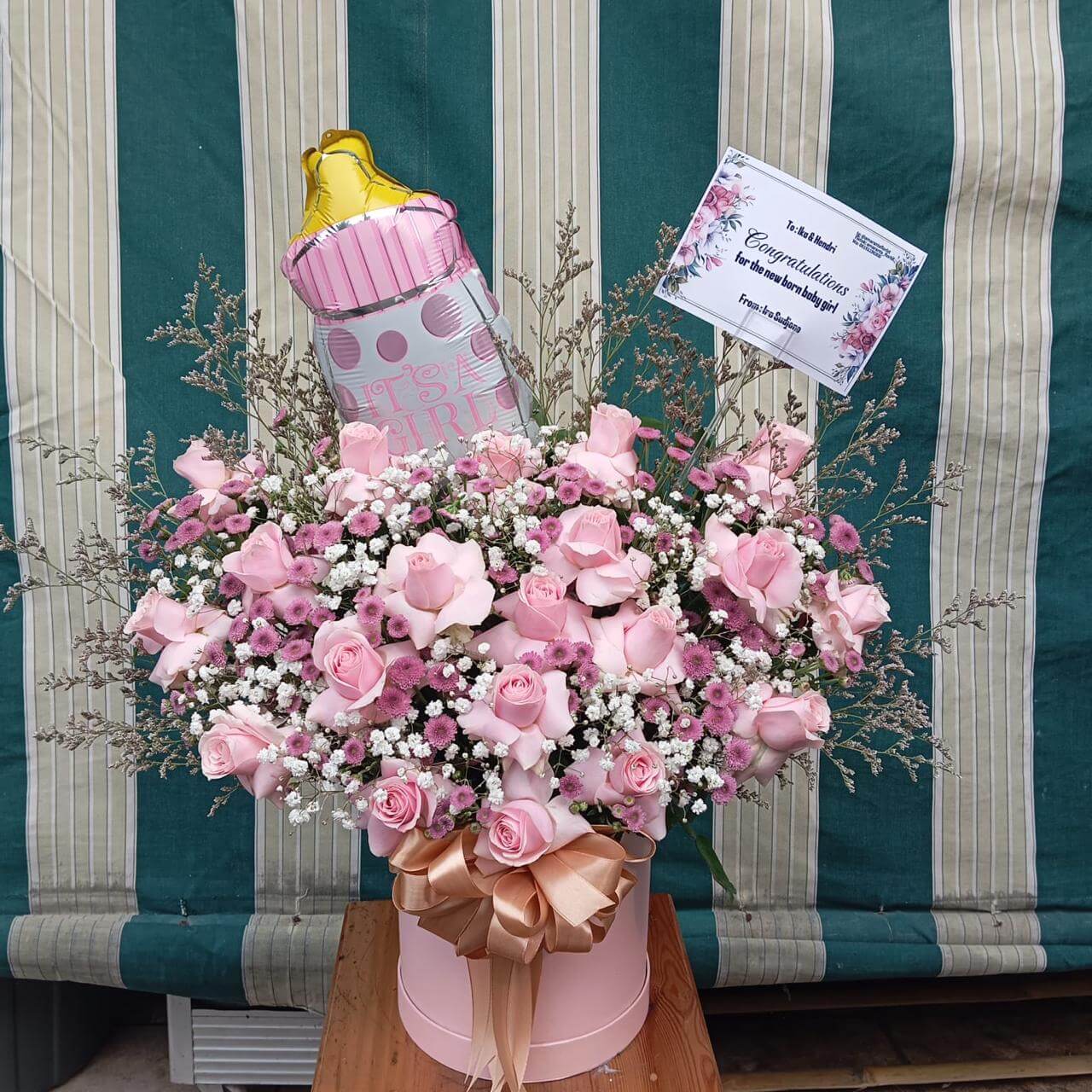 Rangkaian Bunga Dekorasi Acara – Daniah Florist Kukusan Depok rangkaian bunga segar dekorasi acara spesial Kukusan Beji Depok Daniah Florist