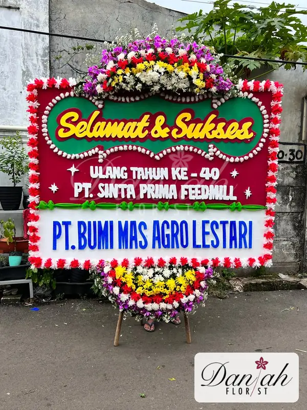 Bunga Papan Selamat Sukses Marun Hijau Elegan SS-03 - Daniah Florist Jabodetabek dan Karawang