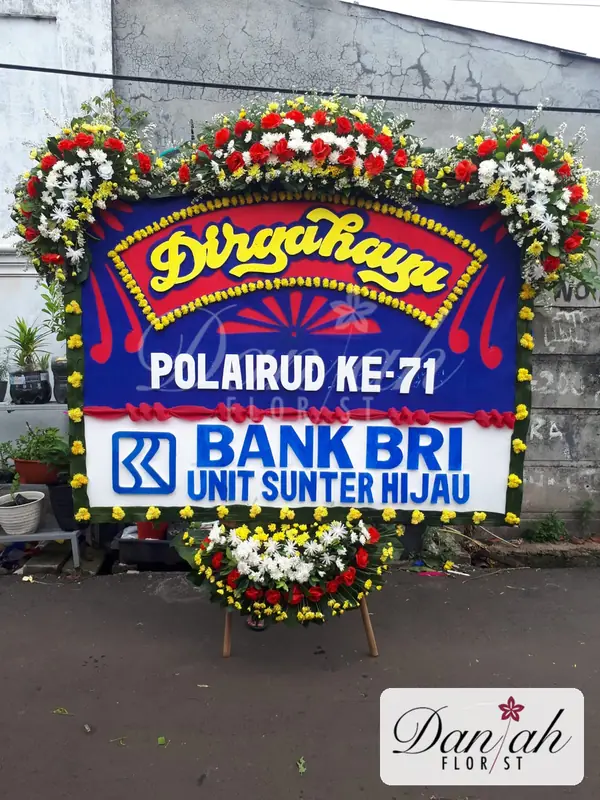 Bunga Papan Selamat Sukses Biru Merah Mahkota Lengkung SS-07 - Daniah Florist Jabodetabek dan Karawang