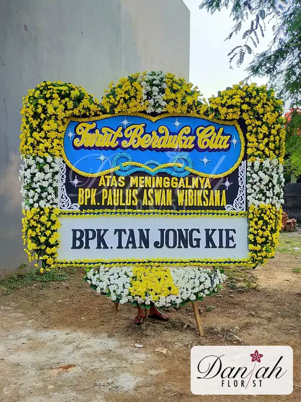 Bunga Papan Duka Cita Eksklusif Bingkai Kuning Putih DK-15 - Daniah Florist Jabodetabek dan Karawang
