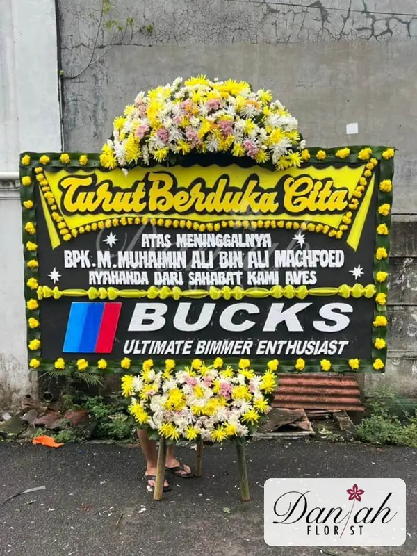 Bunga Papan Duka Cita Klasik Hitam Emas DK-04 - Daniah Florist Jabodetabek dan Karawang