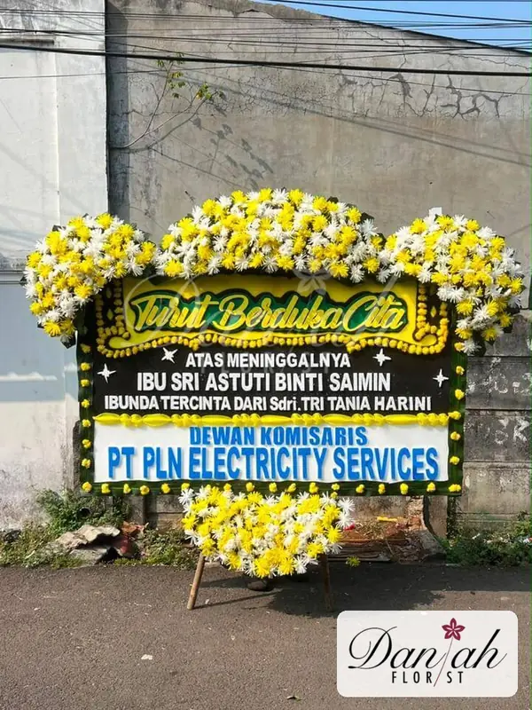 Bunga Papan Duka Cita Tiga Mahkota Hitam Putih DK-11 - Daniah Florist Jabodetabek dan Karawang