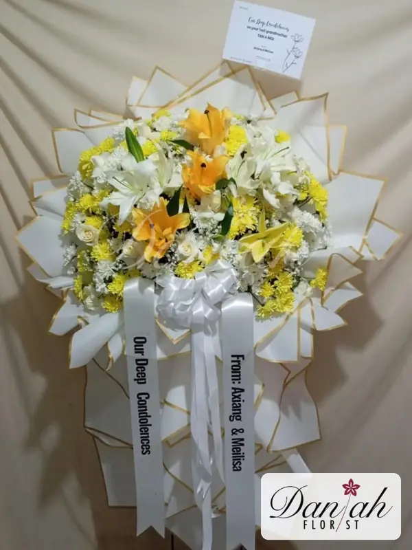 Standing Flower Lily Kuning Putih Wrapping SF-02 - Daniah Florist Jabodetabek dan Karawang